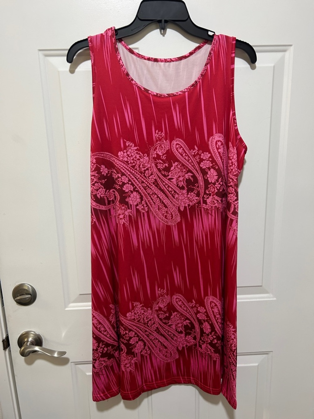 Sleeveless Pink Paisley Print Shift Dress